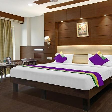Treebo Trend Elite Hotel New Delhi Ngoại thất bức ảnh