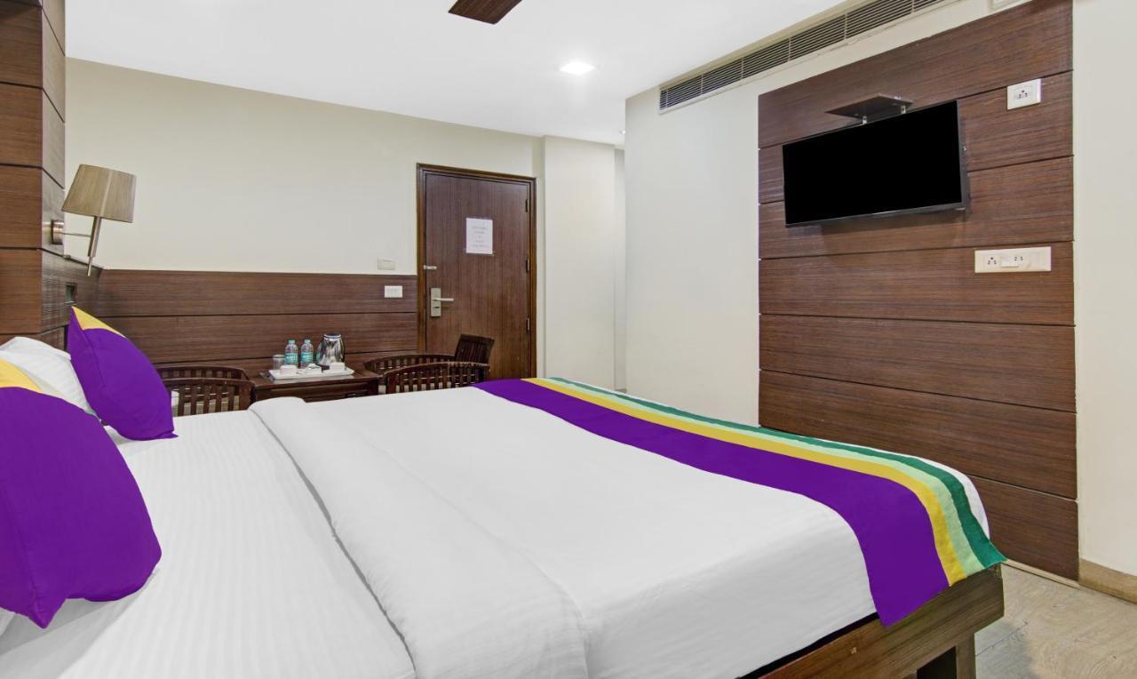 Treebo Trend Elite Hotel New Delhi Ngoại thất bức ảnh