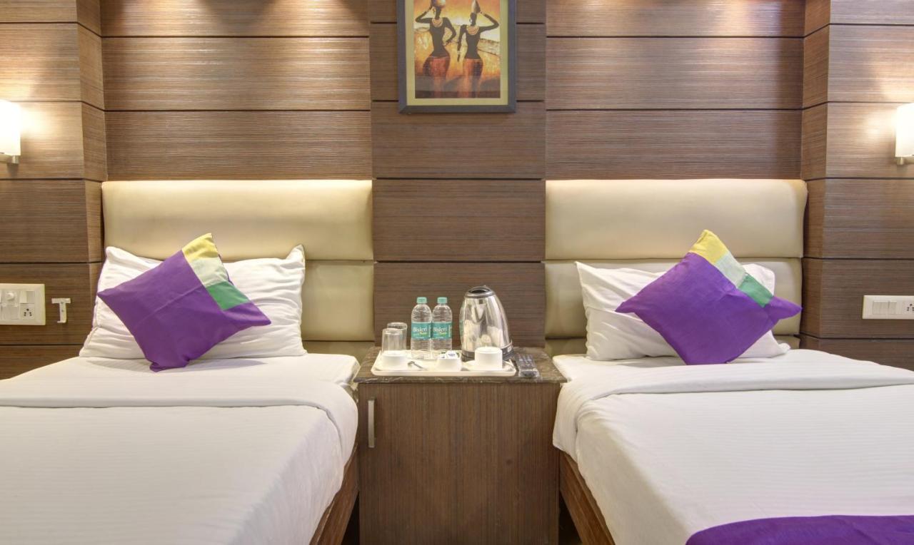 Treebo Trend Elite Hotel New Delhi Ngoại thất bức ảnh