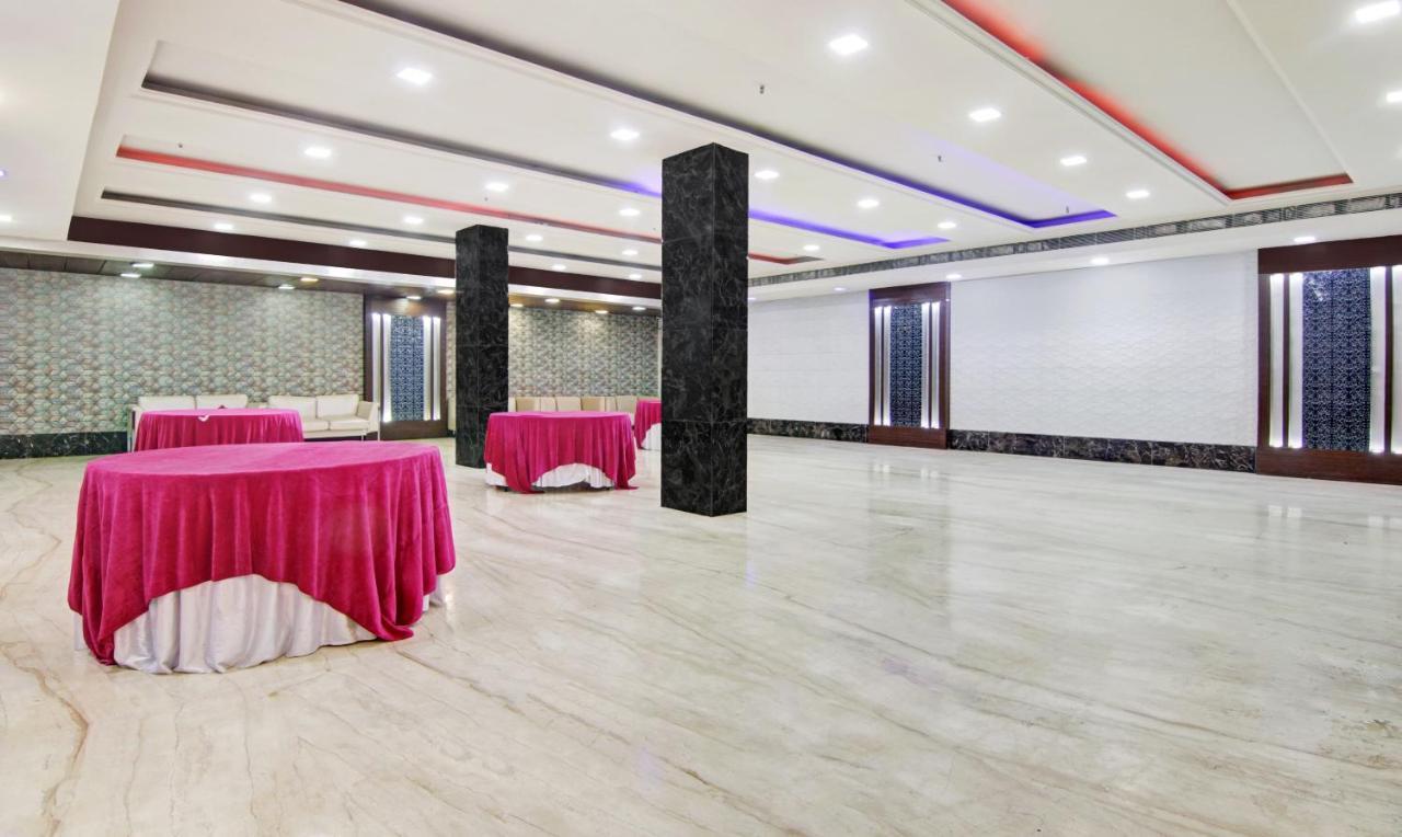 Treebo Trend Elite Hotel New Delhi Ngoại thất bức ảnh