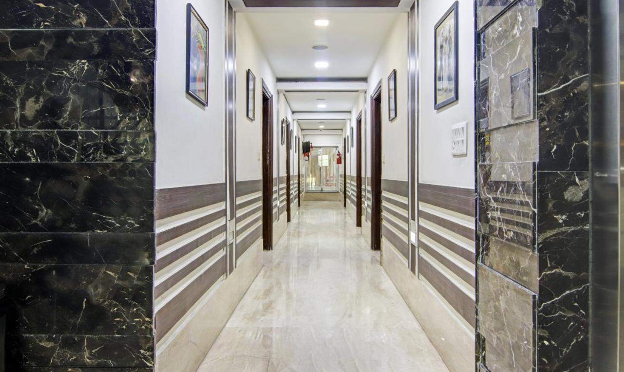 Treebo Trend Elite Hotel New Delhi Ngoại thất bức ảnh