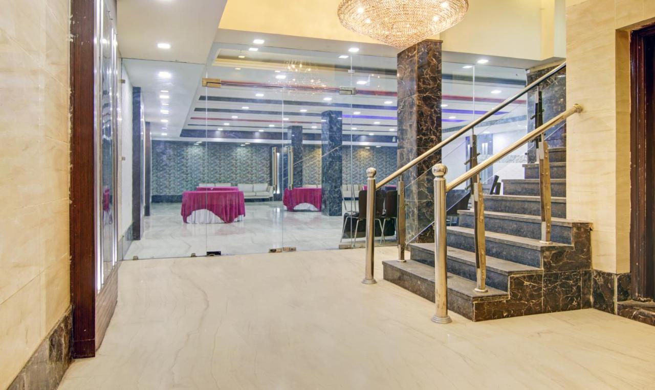 Treebo Trend Elite Hotel New Delhi Ngoại thất bức ảnh