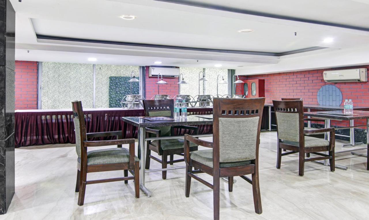 Treebo Trend Elite Hotel New Delhi Ngoại thất bức ảnh