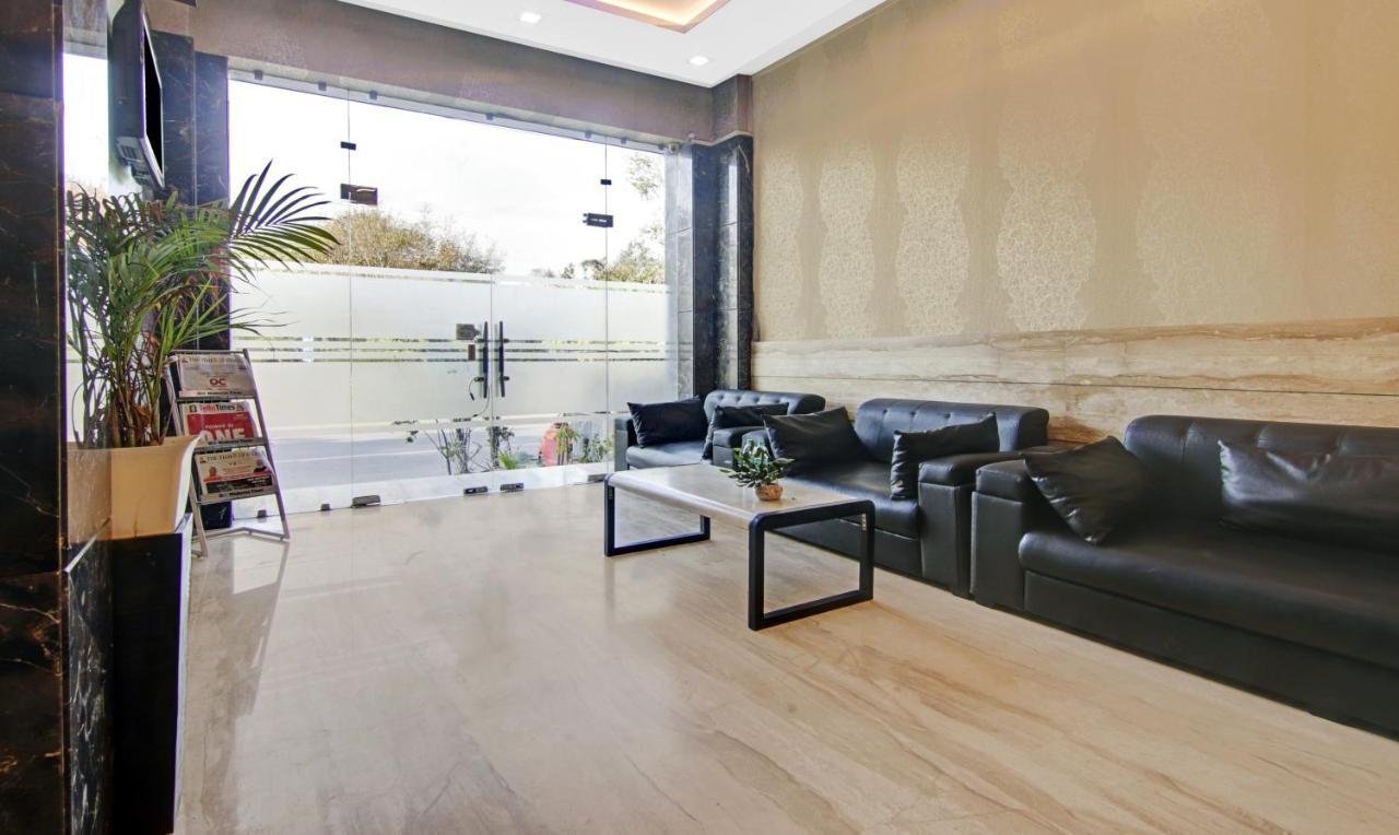 Treebo Trend Elite Hotel New Delhi Ngoại thất bức ảnh
